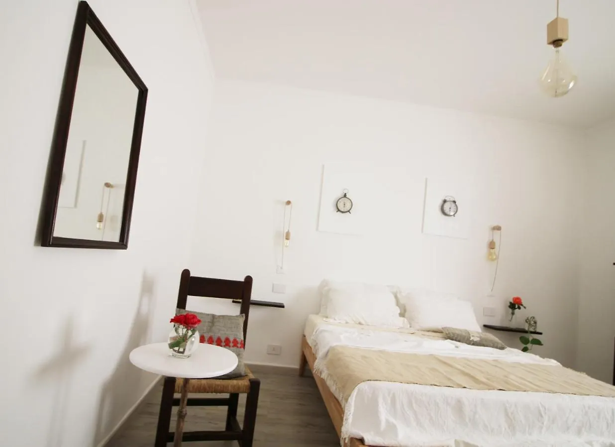 Tap Apartments - In Independent House With Private Garden Alghero
