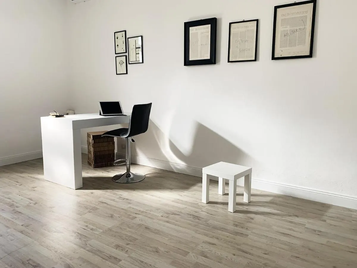Tap Apartments - In Independent House With Private Garden Alghero
