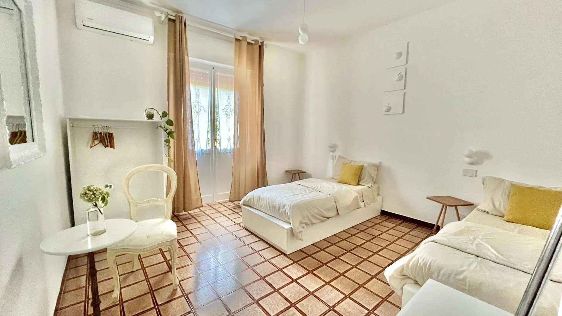 Tap Apartments - In Independent House With Private Garden Alghero